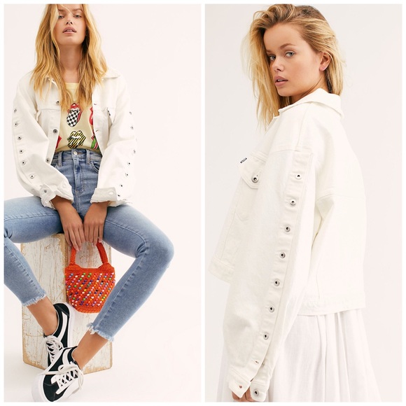 Free People Jackets & Blazers - NWT Levi’s Free People Artillery Trucker Jacket